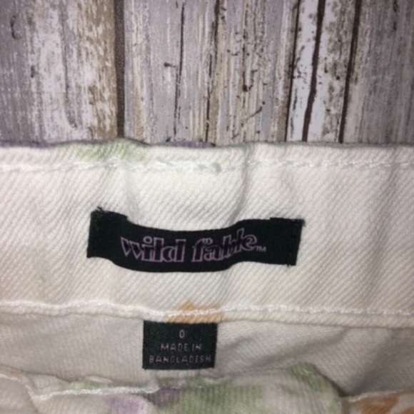 Wild Fable Highest Rise Button Front White Shorts - Picture 5 of 9